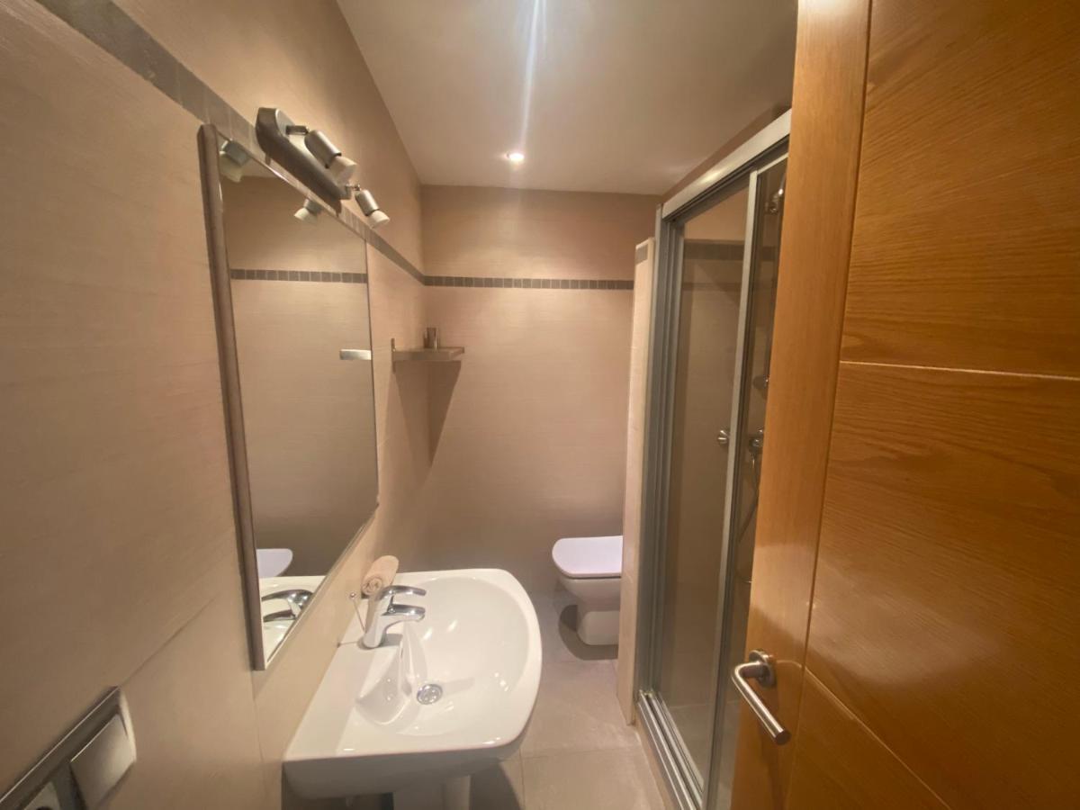 Albamar Frontline Beach Apartment 3 Bedrooms Фуeнхирола Екстериор снимка