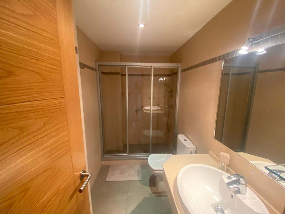 Albamar Frontline Beach Apartment 3 Bedrooms Фуeнхирола Екстериор снимка
