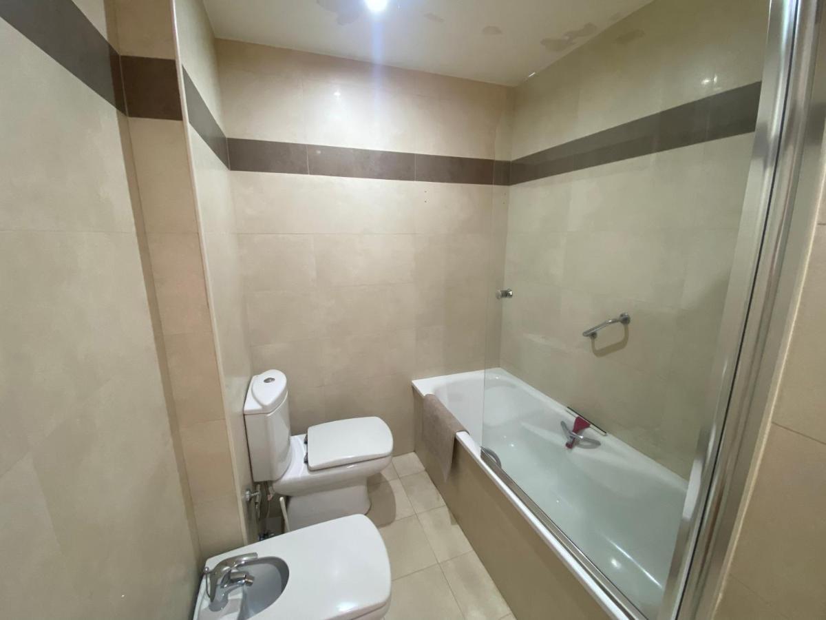 Albamar Frontline Beach Apartment 3 Bedrooms Фуeнхирола Екстериор снимка