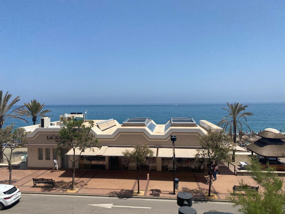 Albamar Frontline Beach Apartment 3 Bedrooms Фуeнхирола Екстериор снимка