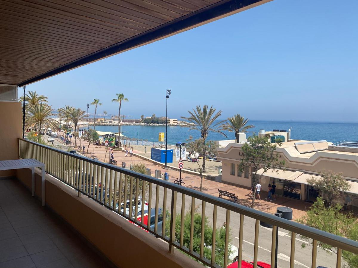 Albamar Frontline Beach Apartment 3 Bedrooms Фуeнхирола Екстериор снимка