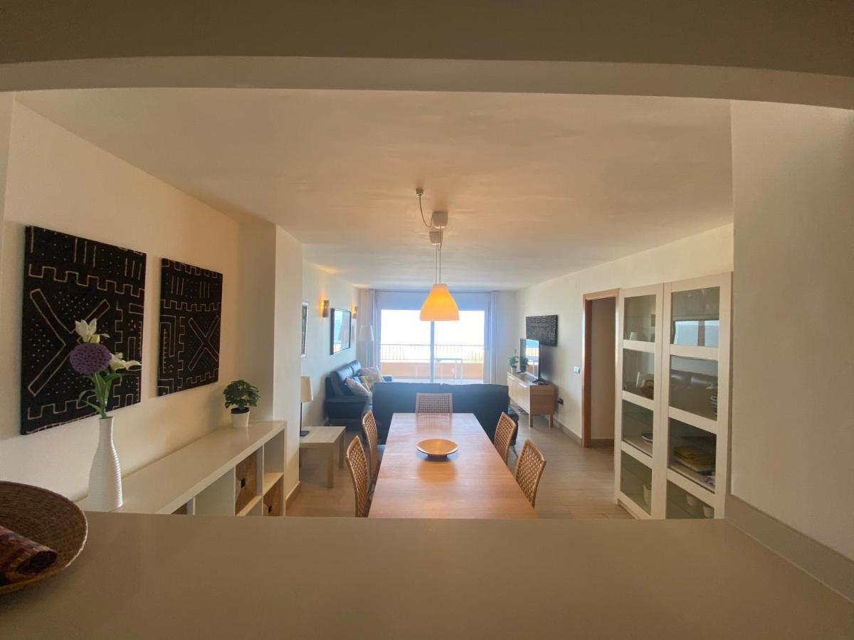 Albamar Frontline Beach Apartment 3 Bedrooms Фуeнхирола Екстериор снимка