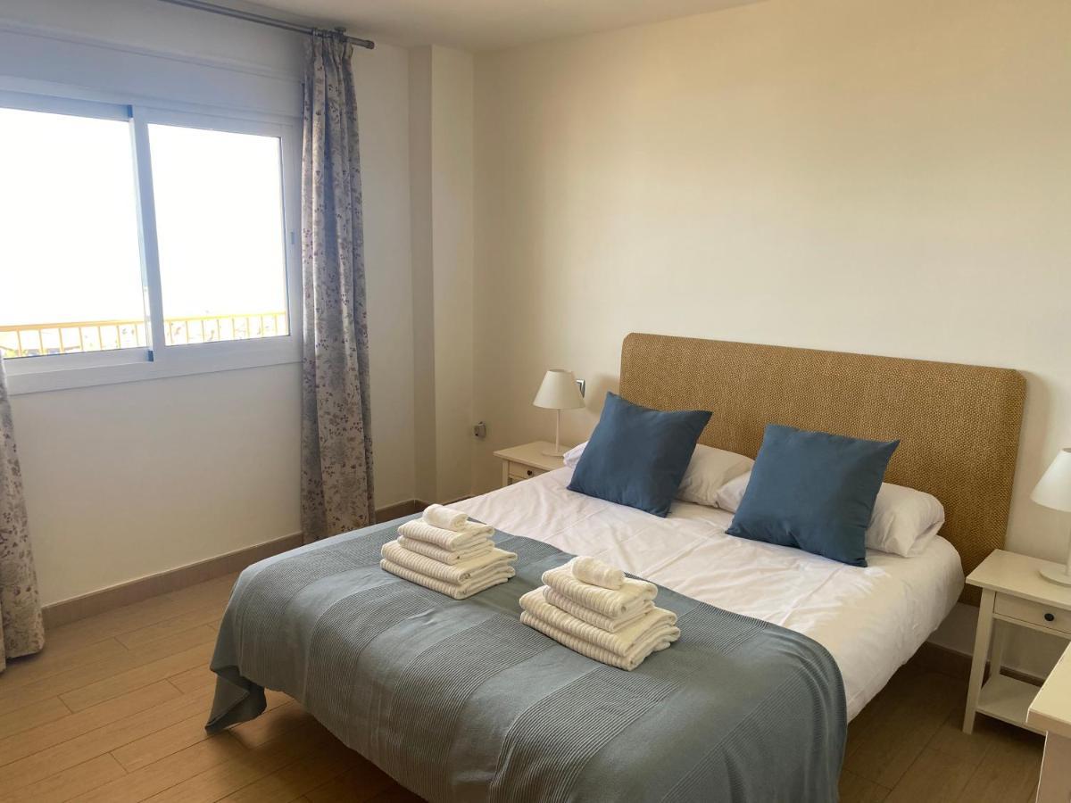 Albamar Frontline Beach Apartment 3 Bedrooms Фуeнхирола Екстериор снимка