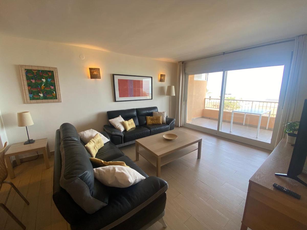 Albamar Frontline Beach Apartment 3 Bedrooms Фуeнхирола Екстериор снимка