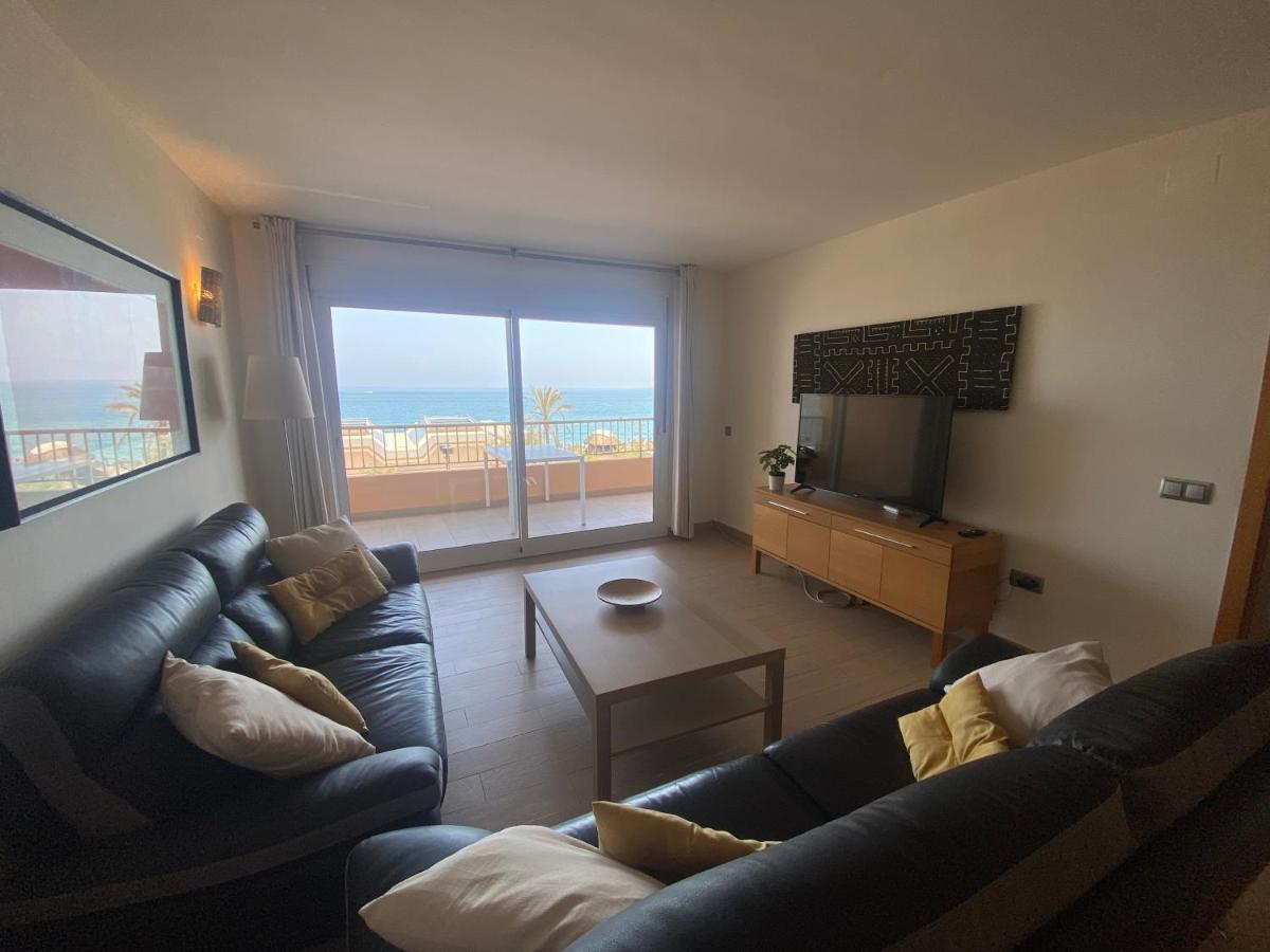 Albamar Frontline Beach Apartment 3 Bedrooms Фуeнхирола Екстериор снимка