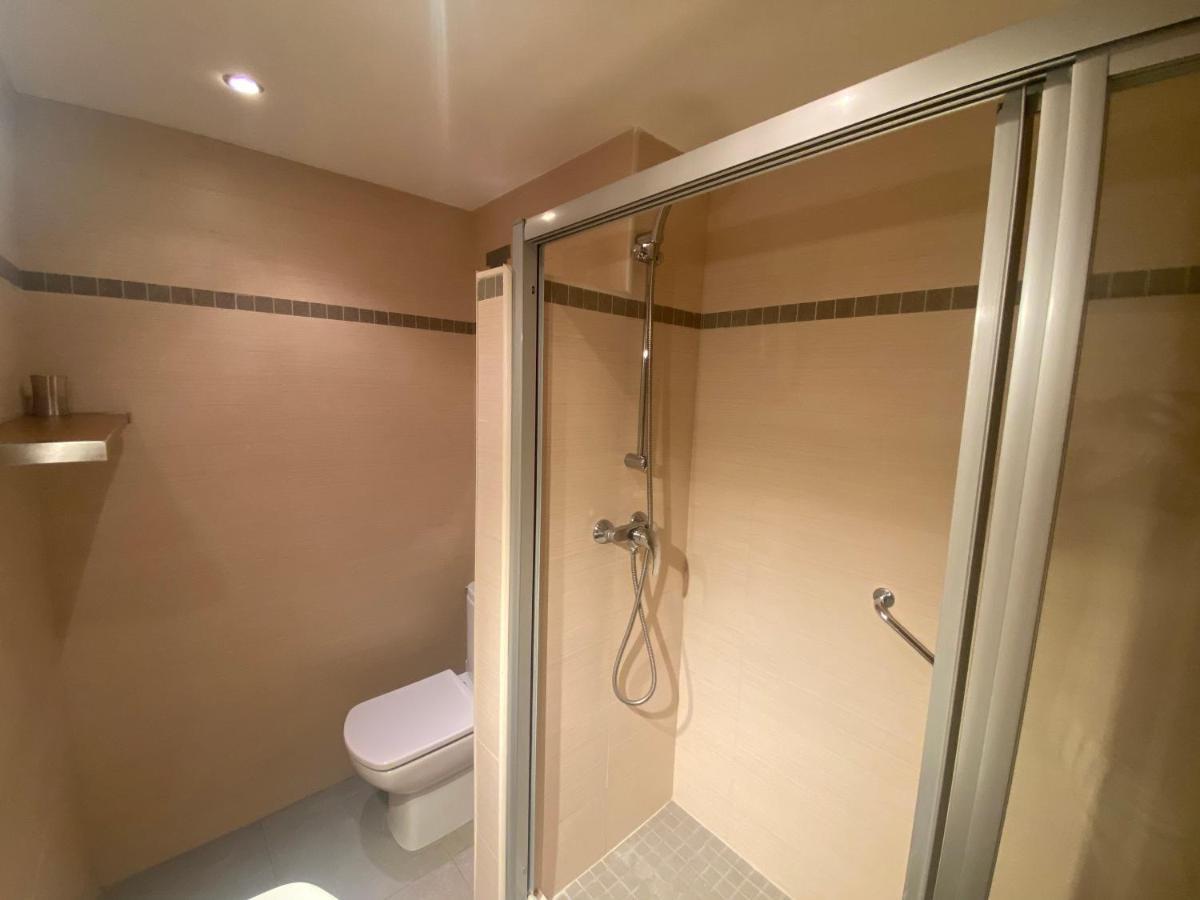 Albamar Frontline Beach Apartment 3 Bedrooms Фуeнхирола Екстериор снимка